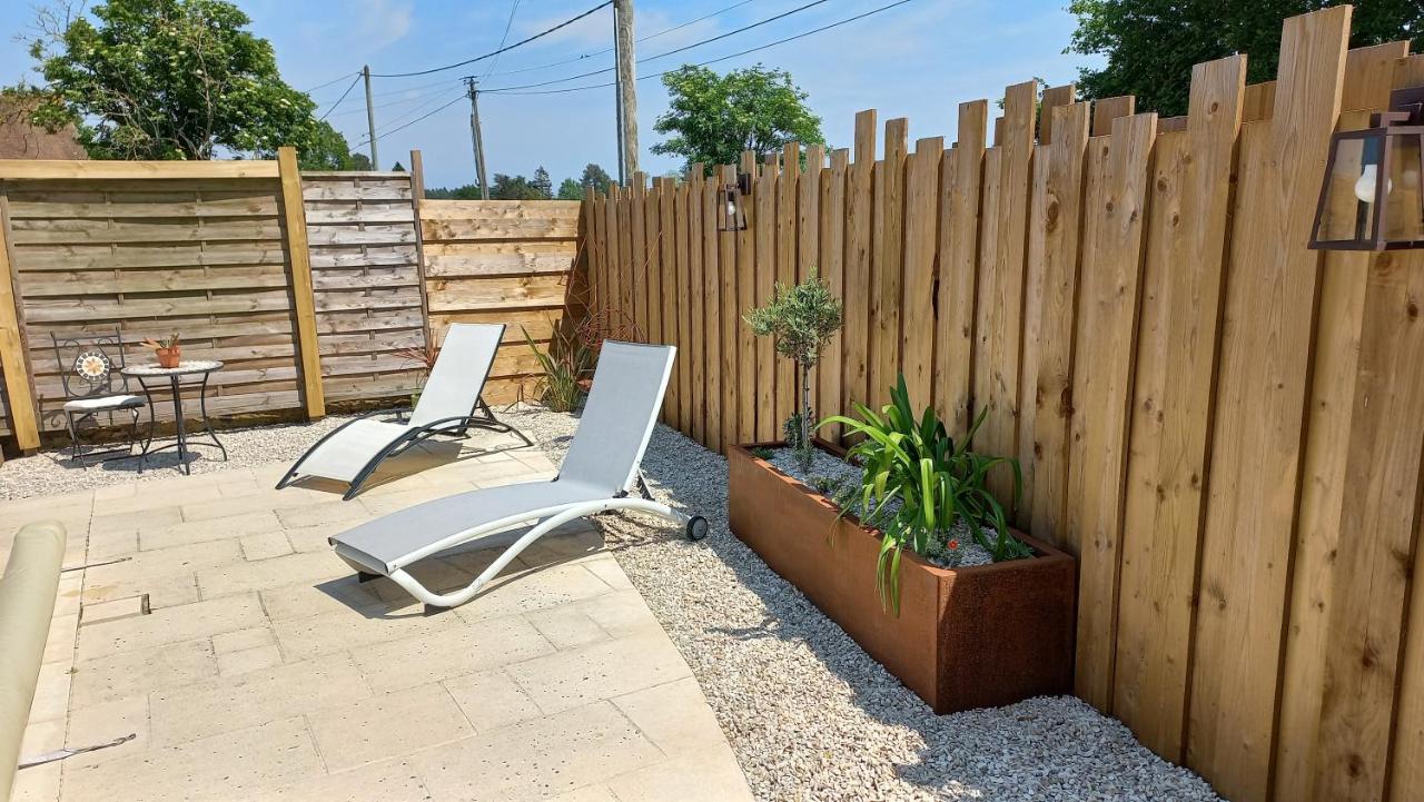 En Pleine Campagne, Proche Du Mans - Chambre D'Hotes Fillé Exterior photo